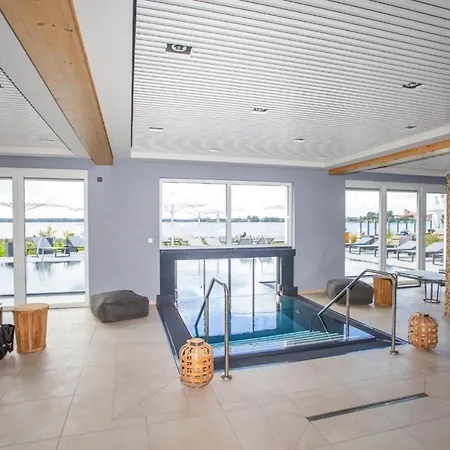 In The Maremuritz Yachthafen Resort, Waren An Der Muritz Apartmán